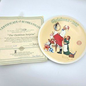 Norman Rockwell Society Plate with Certificate “The Christmas Surprise” 1992